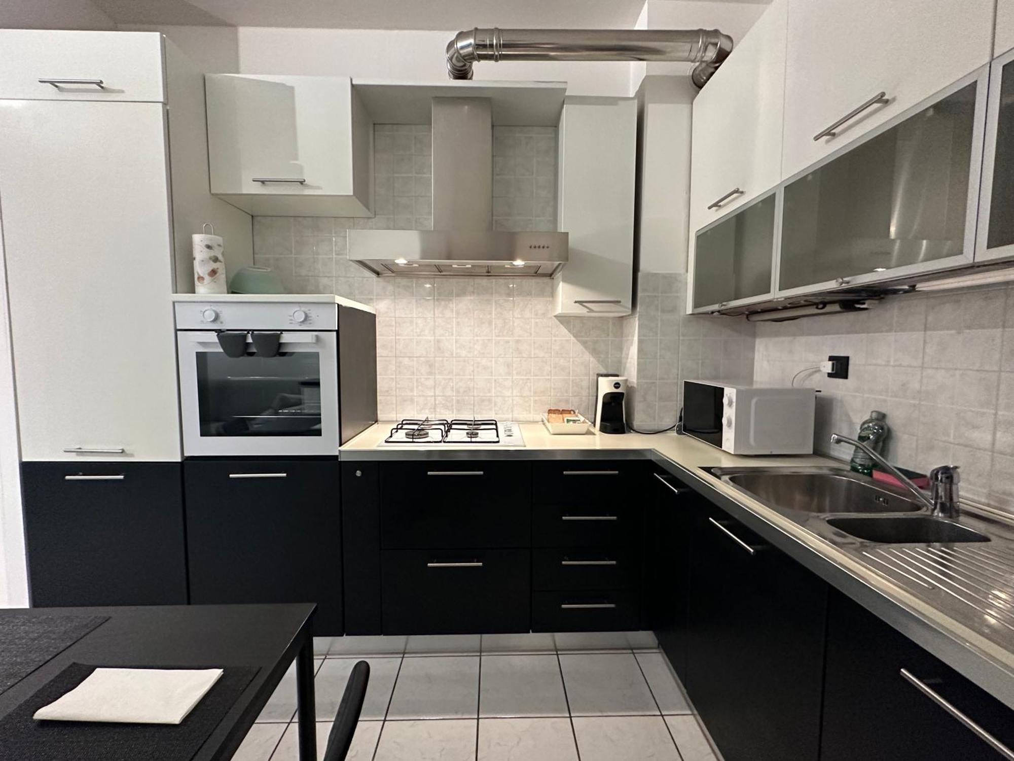 Bora Scura Apartment Триест Екстериор снимка
